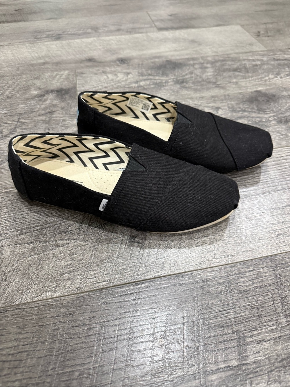 TOMS Black Canvas Slip-On Shoes Women's Size 10